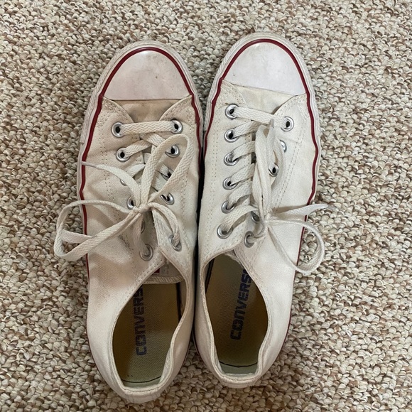 White Converse - Picture 2 of 6